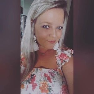 Meet your Posher, Tori